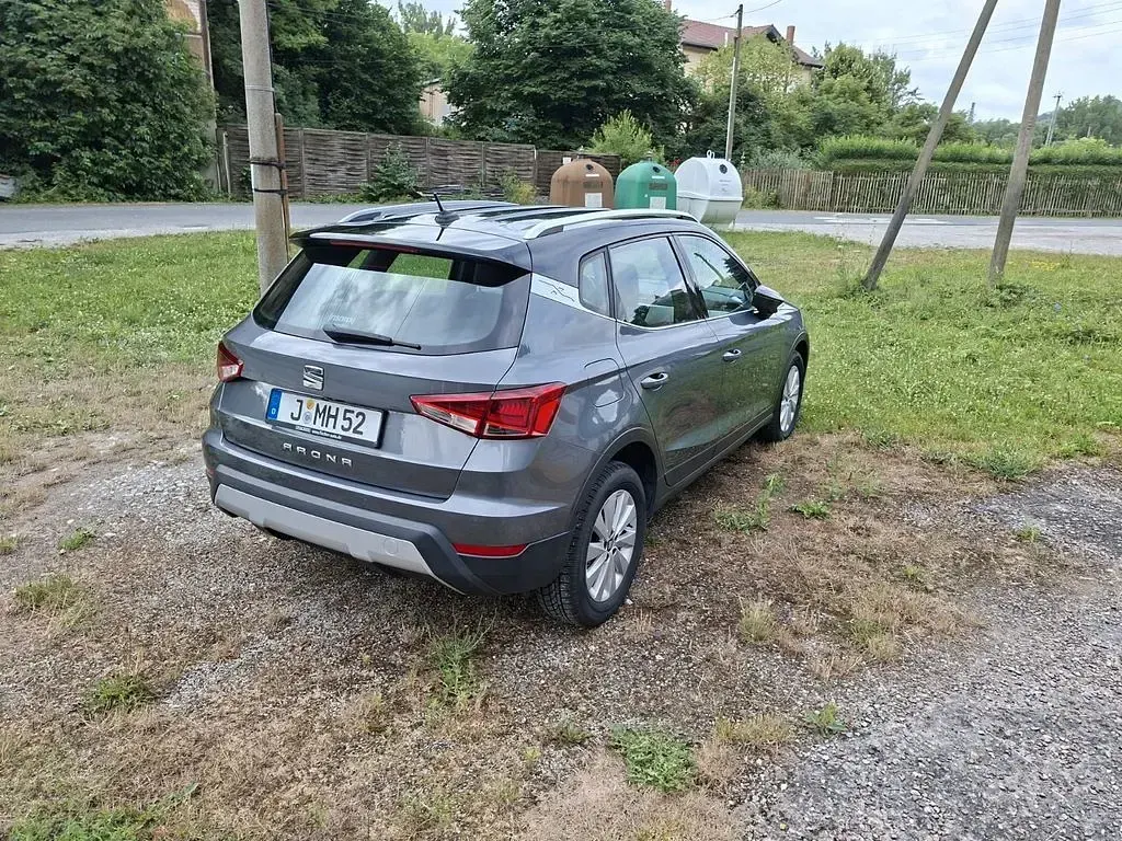 Gebraucht Seat Arona XCELLENCE 116 PS (85 kW) 2018 Grau SUV
