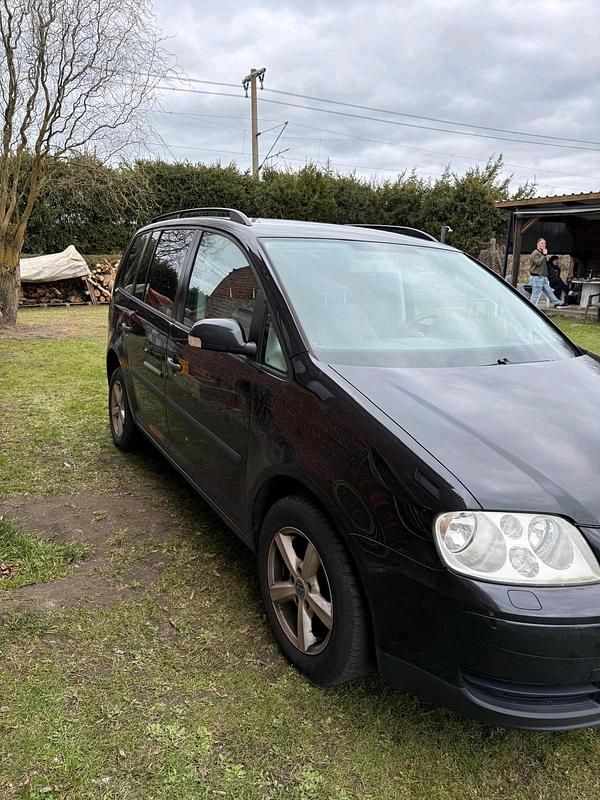 Gebraucht VW Touran 102 PS (75 kW) 2004 Schwarz Van / Kleinbus
