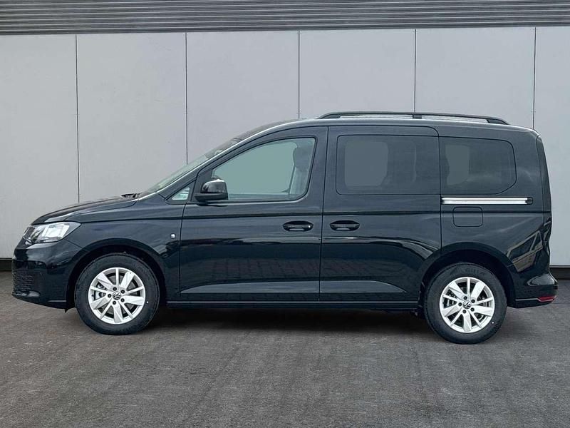 Neu VW Caddy Life 116 PS (85 kW) 2025 Deep black perleffekt Van / Kleinbus