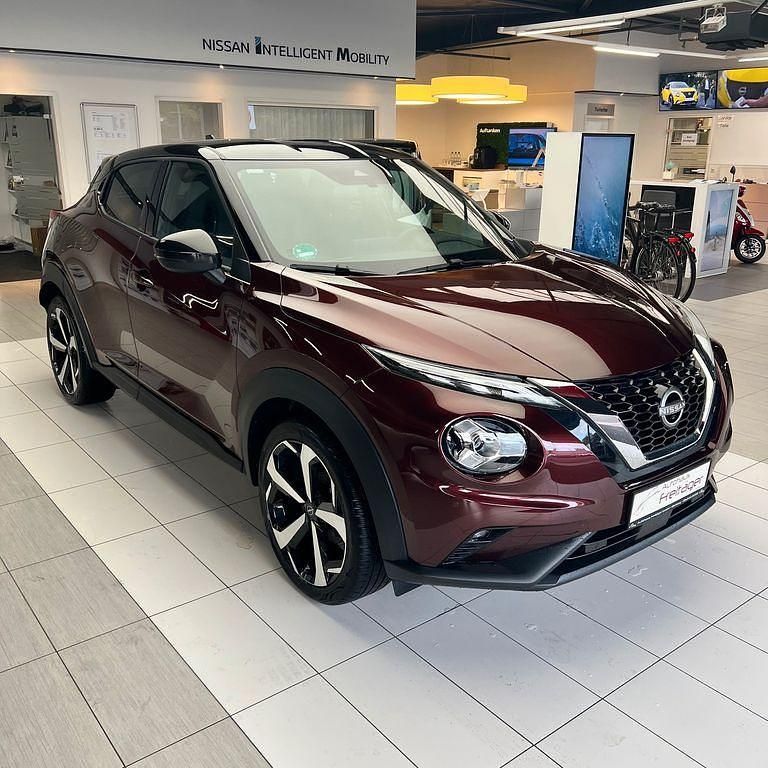 Rot Gebraucht 2023 Nissan Juke Tekna SUV | 20.490 € (Fairer Preis) - Bild 1/4