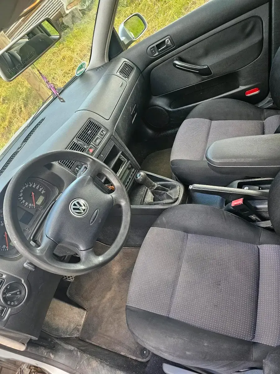 Gebraucht VW Golf IV 110 PS (80 kW) 2002 Silber Kombi