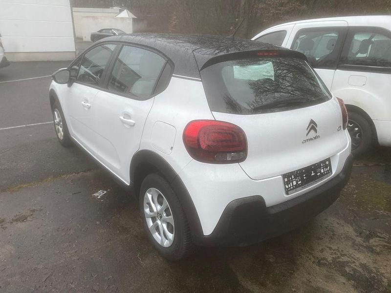 Gebraucht Citroën C3 Feel 82 PS (60 kW) 2017 Weiß Limousine