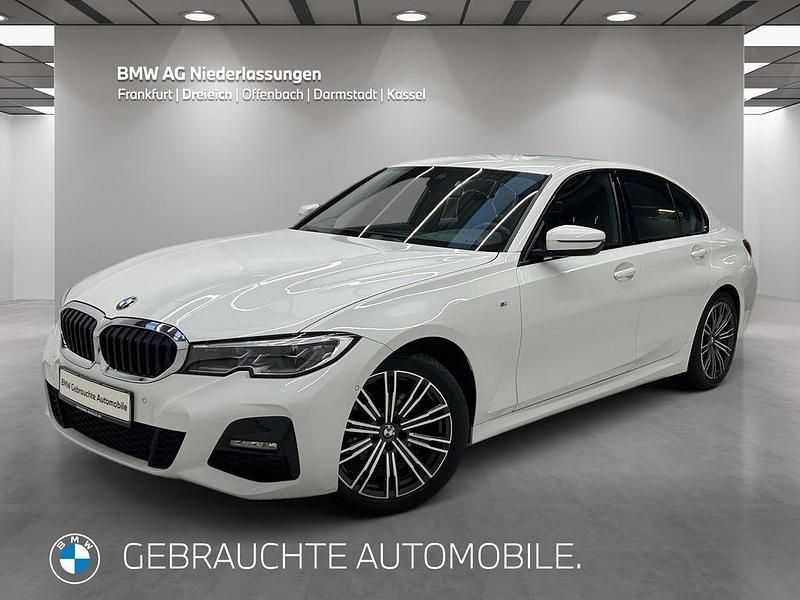 Weiß Gebraucht 2022 BMW 320 M Sport Limousine | 32.870 € (Fairer Preis) - Bild 1/4
