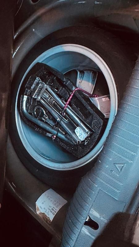 Gebraucht VW Polo 60 PS (44 kW) 2009 Schwarz Kleinwagen