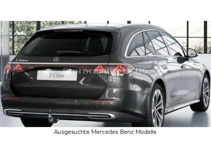 Gebraucht Mercedes E300 Avantgarde 313 PS (230 kW) 2024 Mountaingraumetallic (metallic) Kombi