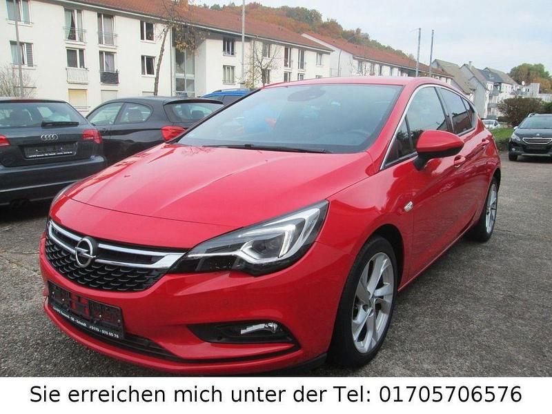 Rot Gebraucht 2015 Opel Astra Dynamic Limousine | 10.700 € (Fairer Preis) - Bild 1/4