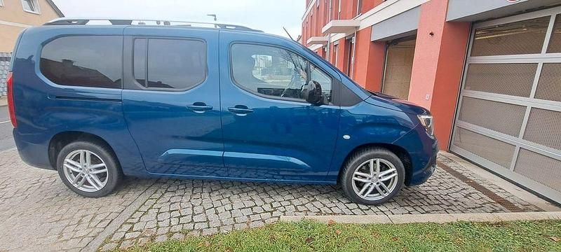 Gebraucht Opel Combo Life 131 PS (96 kW) 2021 Blau Van / Kleinbus