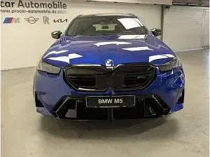 Neu BMW M5 727 PS (534 kW) 2026 Blau (marina bay blau) Kombi