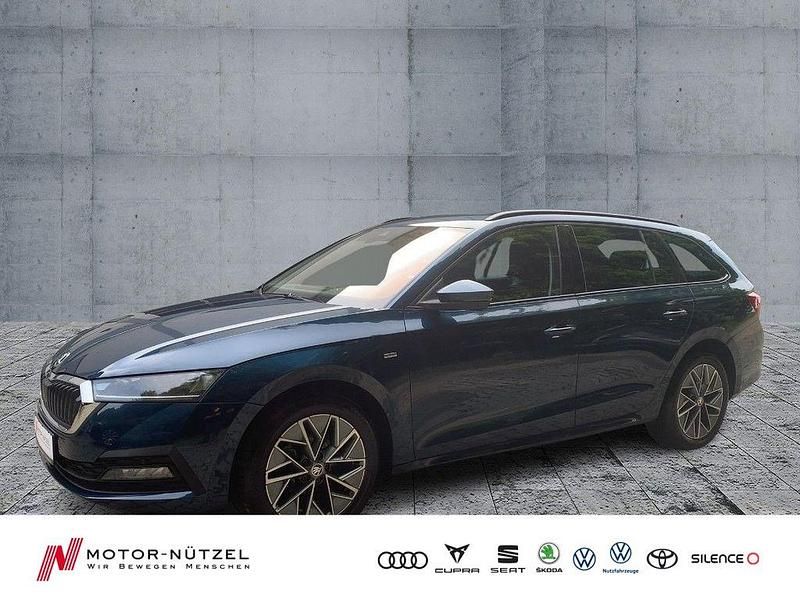 Lavablau metallic Gebraucht 2022 Skoda Octavia Ambition Kombi | 18.930 € (Fairer Preis) - Bild 1/4