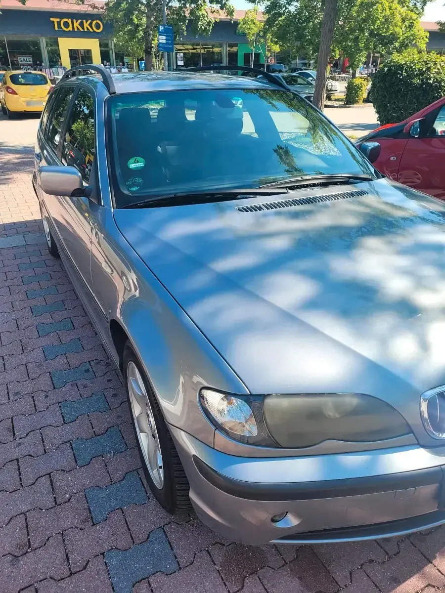 Gebraucht BMW 316 120 PS (88 kW) 2004 Grau Kombi