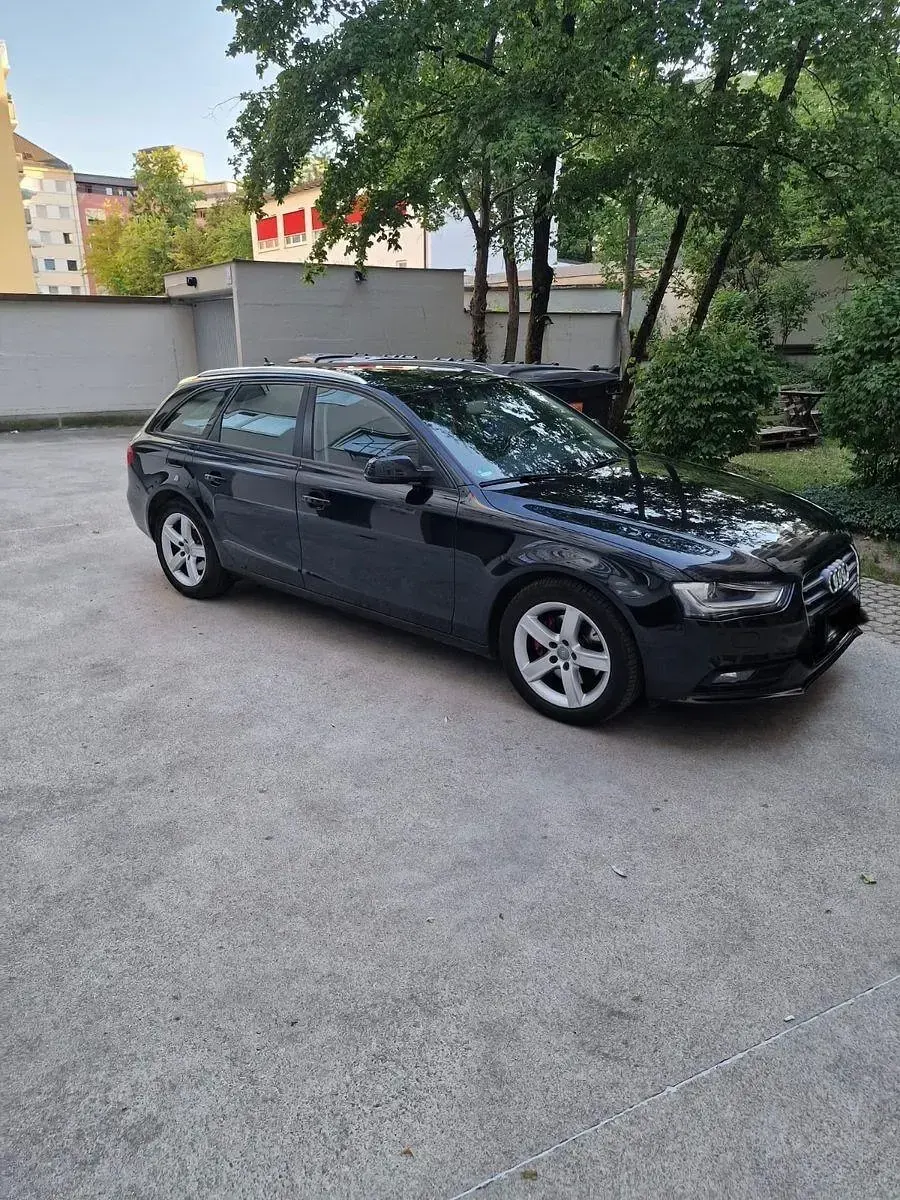 Gebraucht Audi A4 Ambiente 143 PS (105 kW) 2013 Schwarz Kombi