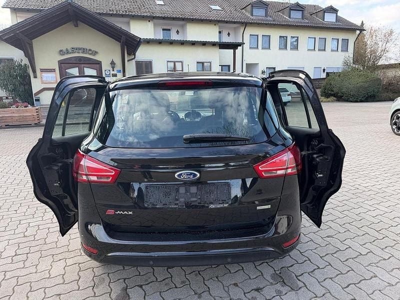 Second-hand Ford B-MAX Titanium 101 CP (74 kW) 2014 Negru Monovolum