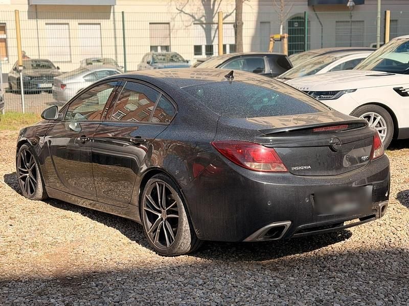 Gebraucht Opel Insignia OPC 325 PS (239 kW) 2011 Schwarz Limousine