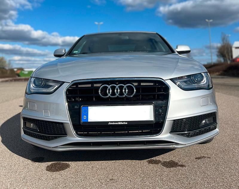 Gebraucht Audi A4 S-Line 204 PS (150 kW) 2013 Silber Limousine