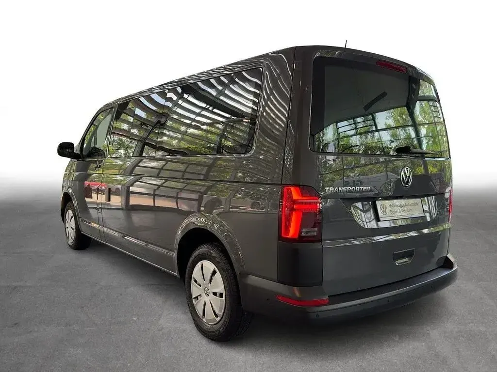 Gebraucht VW T6.1 150 PS (110 kW) 2022 Grau Van