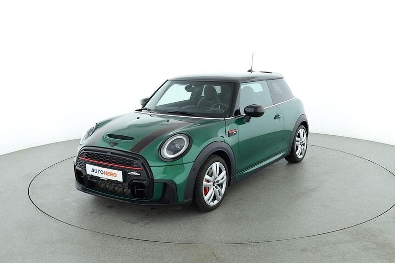 Grün Gebraucht 2021 Mini John Cooper Works Kleinwagen | 27.650 € (Fairer Preis) - Bild 1/3