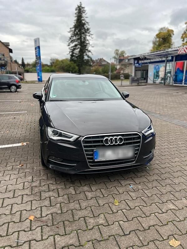 Braun Gebraucht 2013 Audi A3 Limousine | 8.700 € (Guter Preis) - Bild 1/4
