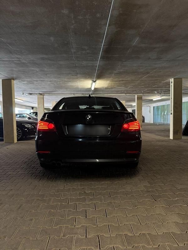 Gebraucht BMW 525 218 PS (160 kW) 2007 Schwarz Limousine