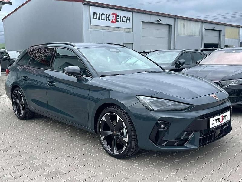 Gebraucht Cupra Leon 150 PS (110 kW) 2025 Blau Limousine