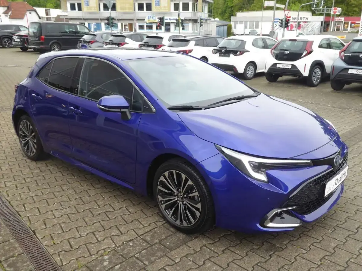 Gebraucht Toyota Corolla Team 98 PS (72 kW) 2024 Juniper blue Kleinwagen