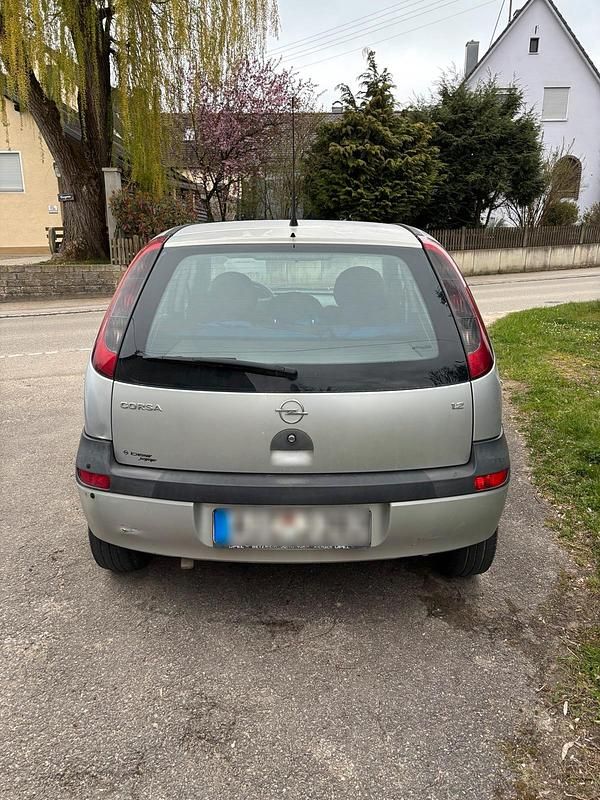 Gebraucht Opel Corsa 75 PS (55 kW) 2003 Silber Kleinwagen