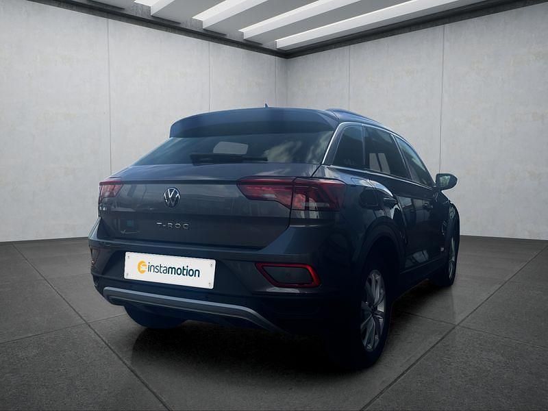 Gebraucht VW T-Roc 150 PS (110 kW) 2025 Grau SUV