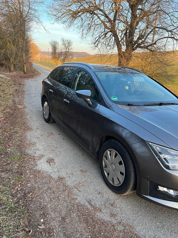 Gebraucht Seat Leon 140 PS (102 kW) 2014 Grau Kombi