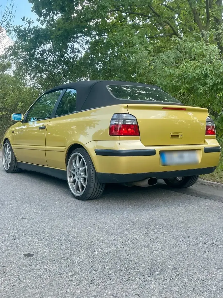 Gebraucht VW Golf IV 101 PS (74 kW) 1999 Gold Cabrio