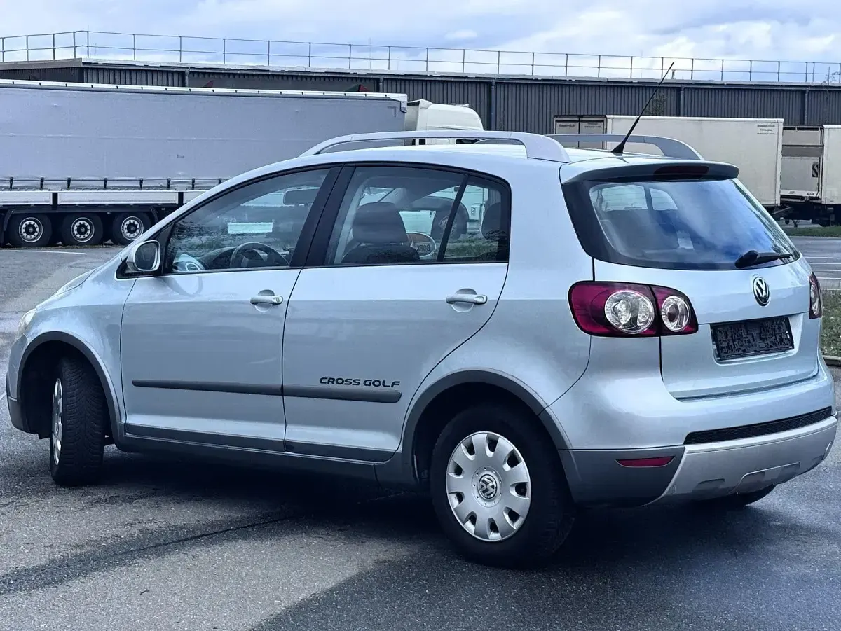 Gebraucht VW Golf VI 105 PS (77 kW) 2008 Kleinwagen