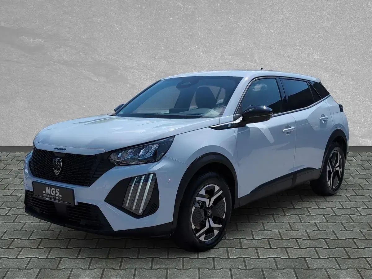 Gebraucht Peugeot e-2008 Business-Line 114 kW (156 PS) 2026 Okenit weiß met SUV