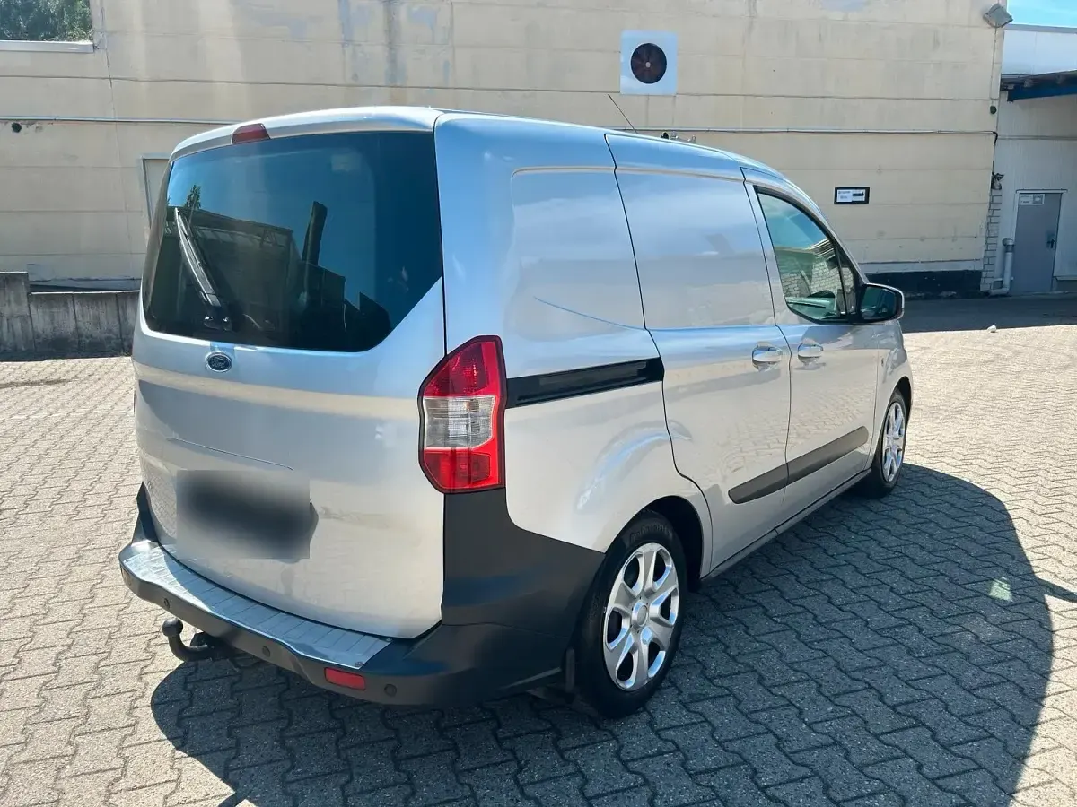 Gebraucht Ford Transit 101 PS (74 kW) 2016 Silber Kombi
