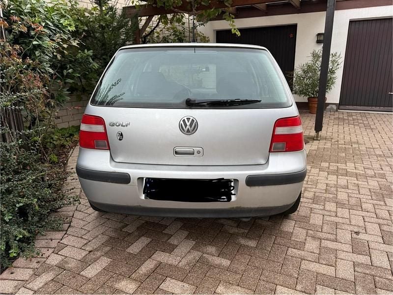 Gebraucht VW Golf IV 75 PS (55 kW) 2002 Silber Kleinwagen