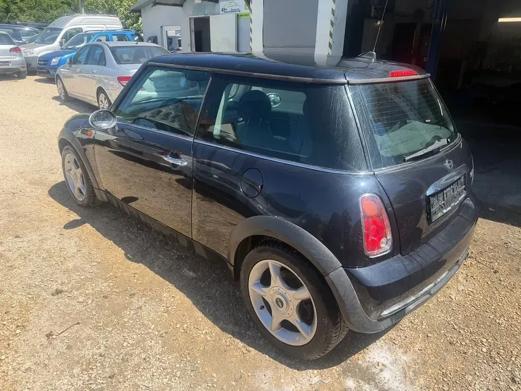 Gebraucht Mini ONE 90 PS (66 kW) 2005 Schwarz Kleinwagen