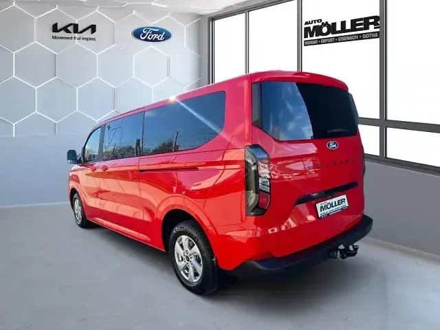 Gebraucht Ford Tourneo Custom Trend 136 PS (100 kW) 2024 Rot Van