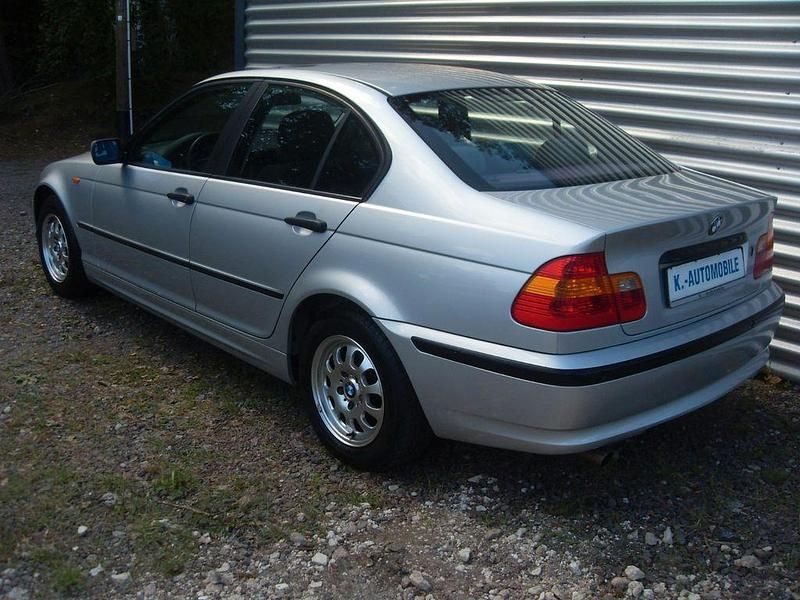 Second-hand BMW 02 116 CP (85 kW) 2004 Argintiu Berlinǎ