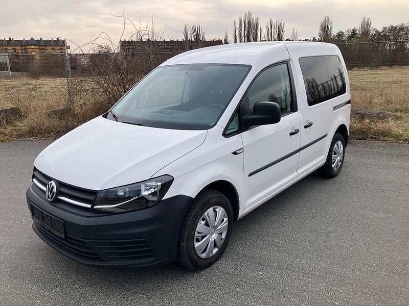 Gebraucht VW Caddy 75 PS (55 kW) 2019 Weiß Van / Kleinbus