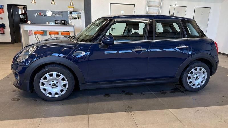 Gebraucht Mini One D 95 PS (69 kW) 2018 Blau Kleinwagen