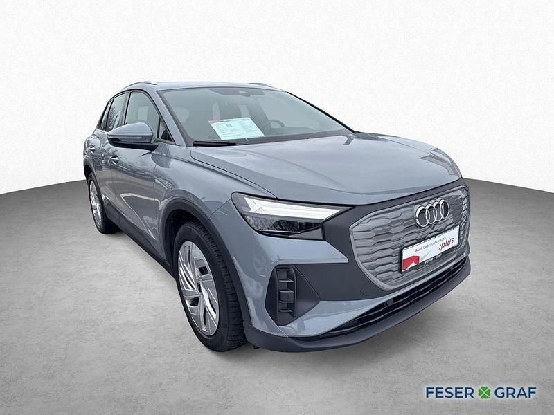 Gebraucht Audi Q4 e-tron Basis 125 kW (170 PS) 2022 Grau SUV