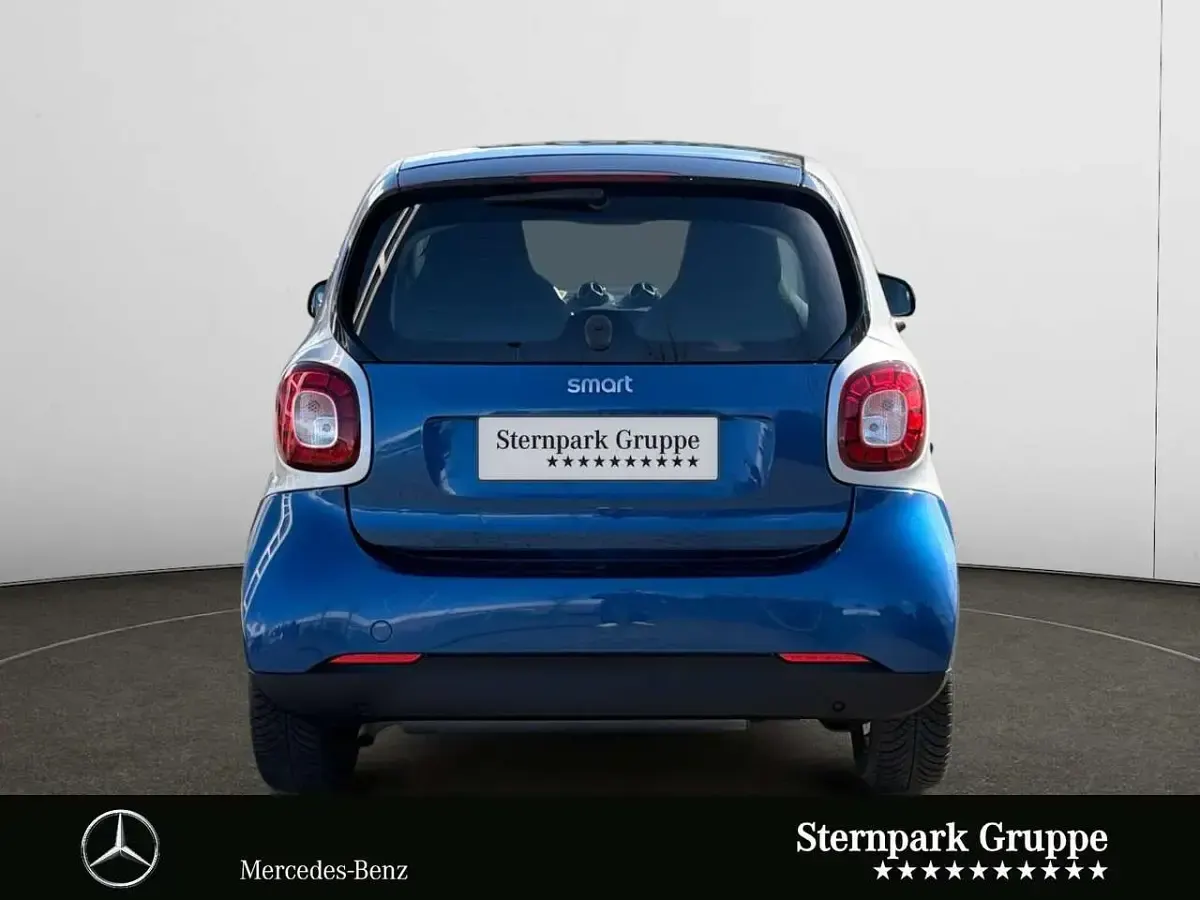 Gebraucht Smart ForTwo Coupé Passion 71 PS (52 kW) 2017 Blau Coupé