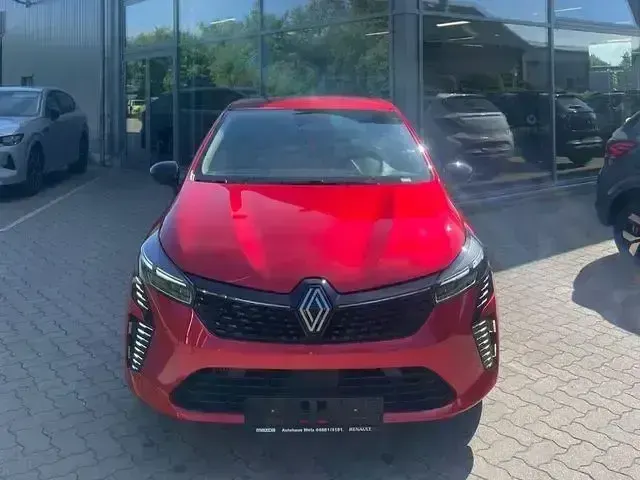 Gebraucht Renault Clio V Evolution 108 PS (79 kW) 2025 Rot Limousine