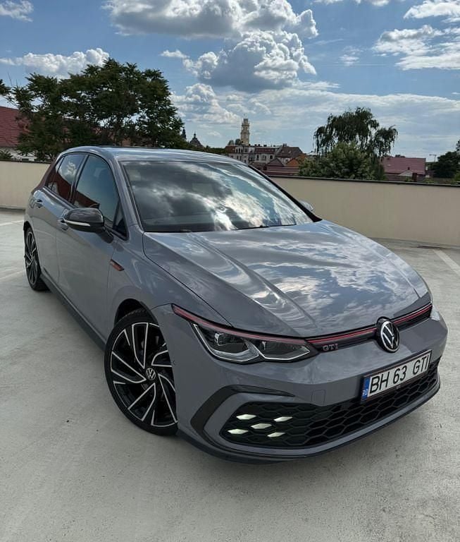Grau Gebraucht 2021 VW Golf VIII GTI Limousine | 27.500 € (Fairer Preis) - Bild 1/4