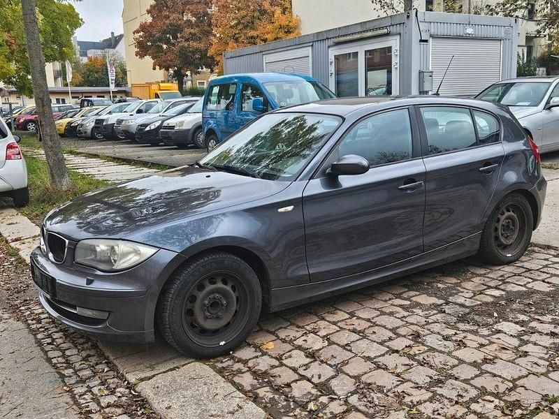 Silber Gebraucht 2008 BMW 118 Advantage Kleinwagen | 2.290 € (Superpreis) - Bild 1/4