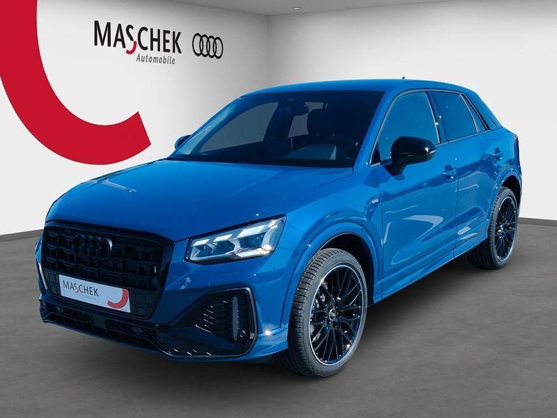 Neu Audi Q2 Competition 150 PS (110 kW) 2025 Ascariblau SUV