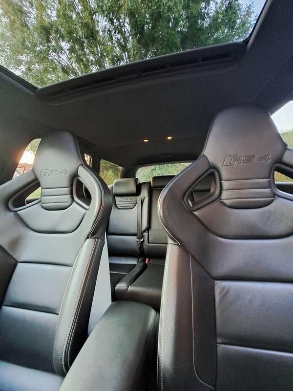 Weiß Gebraucht 2007 Audi RS4 Kombi | 38.900 € (Guter Preis) - Bild 1/4