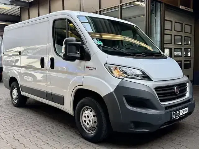 Gebraucht Fiat Ducato 131 PS (96 kW) 2018 Weiß Van