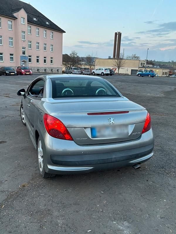 Gebraucht Peugeot 207 CC 120 PS (88 kW) 2007 Grau Cabrio