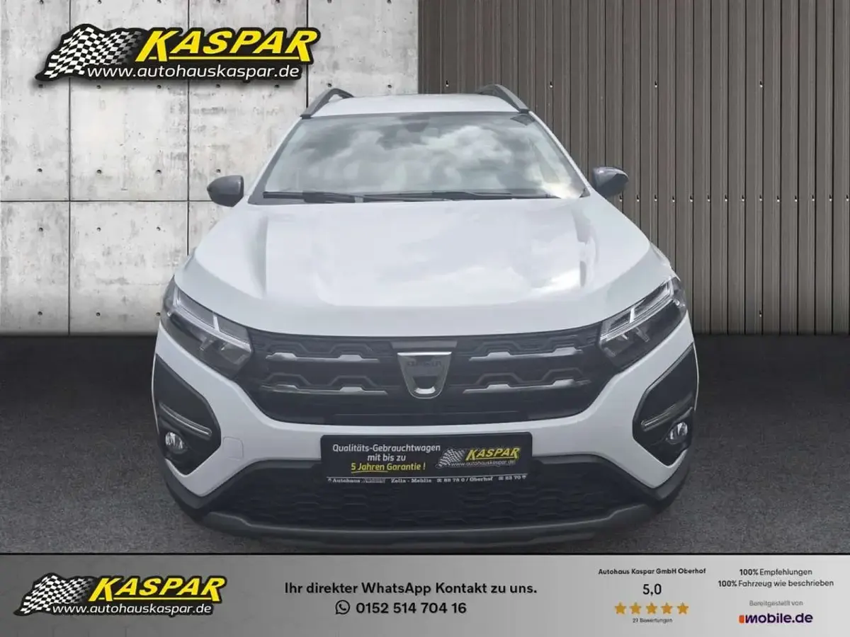 Gebraucht Dacia Jogger Extreme 101 PS (74 kW) 2023 Weiß Van / Kleinbus