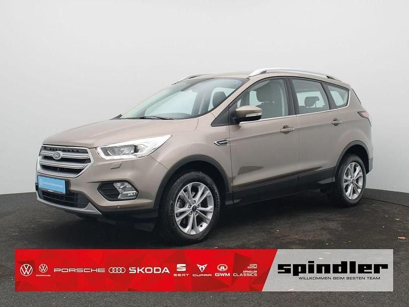 Silber Gebraucht 2019 Ford Kuga Titanium SUV | 16.980 € (Guter Preis) - Bild 1/4