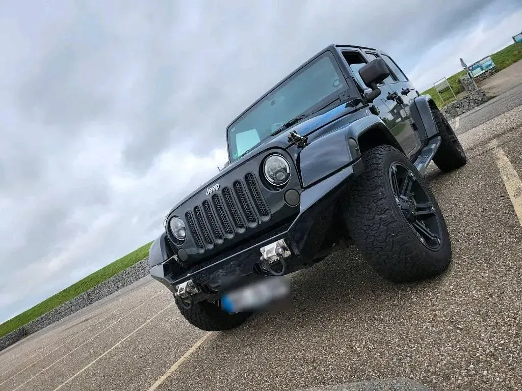 Gebraucht Jeep Wrangler Sahara 284 PS (208 kW) 2015 Schwarz SUV