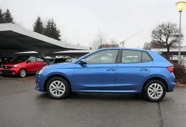 Occasion Skoda Fabia Selection 110 ch (80 kW) 2024 Bleue Citadine